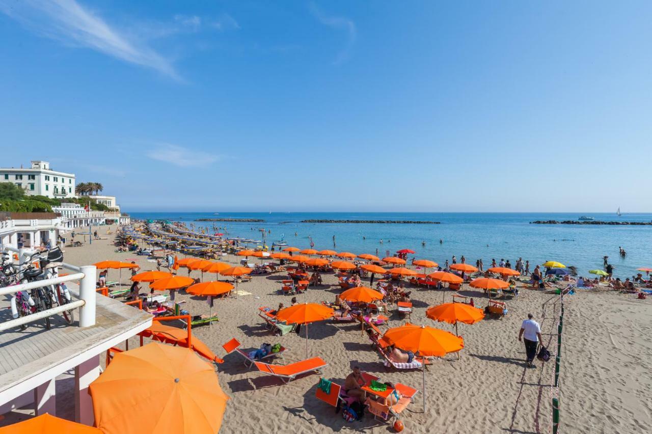 Titty Beach House Santa Marinella Extérieur photo